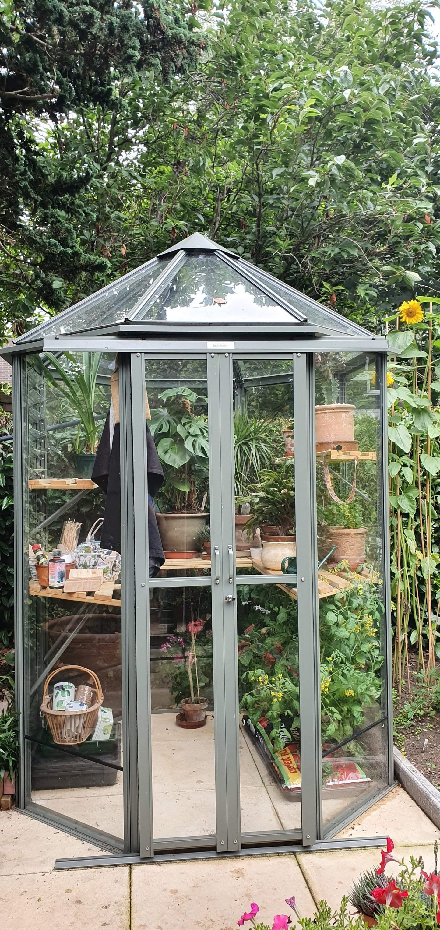 Robinsons Renaissance