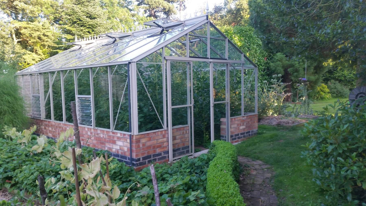 Robinsons Regal Dwarf Wall